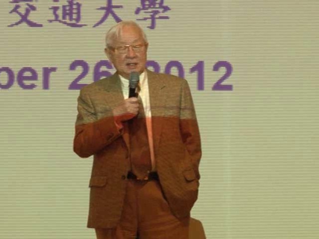 主題： 六十年後看大學生涯